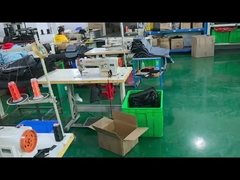 شاحن شمسي قابلة للطي 4 طائفة مقاس 1670 * 500 * 5MM مطوية حجم 440 * 500 * 50MM يجب أن يكون لها للسفر